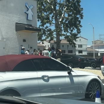 Dutch Bros Coffee - Juice Bars & Smoothies Near Me - Santa Clarita, California