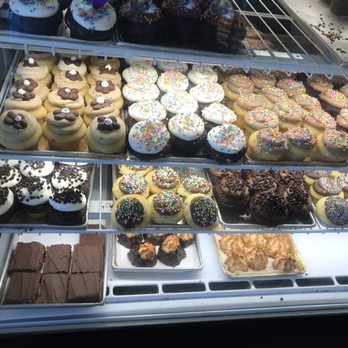 Mazzetti's Bakery - Cupcakes and sweets! - Bakeries Near Me - Pacifica, California
