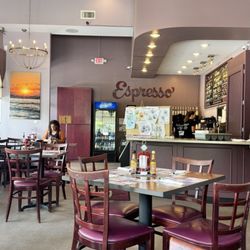 Celina's Mulberry Market & Grille