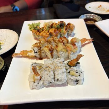 Blue Sushi Sake Grill - Sushi Bars Near Me - Chicago, Illinois Blue Sushi Sake Grill - Sushi Bars Near Me - Chicago, Illinois