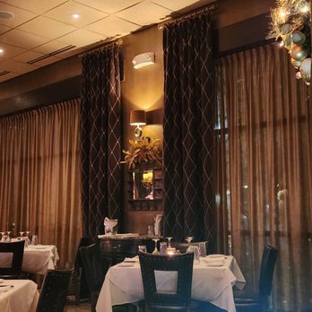 Chicago Prime Steakhouse - Steakhouses Near Me - Schaumburg, Illinois