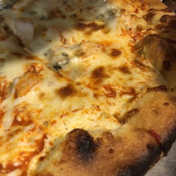 Mountain State Brewing - Buffalo Chicken Flatbread - Breweries Near Me - Morgantown, West Virginia Mountain State Brewing - Buffalo Chicken Flatbread - Breweries Near Me - Morgantown, West Virginia