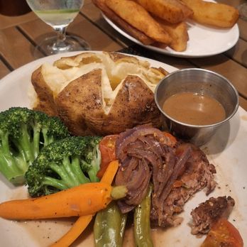 Seafire Steakhouse - Special vegan and GF meal - Steakhouses Near Me - Atlantis, Florida