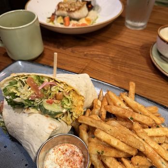 Lazy Dog Restaurant & Bar - Late night dinner! Hee - New American Near Me - Newark, California Lazy Dog Restaurant & Bar - Late night dinner! Hee - New American Near Me - Newark, California