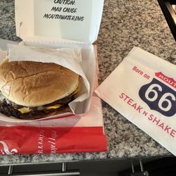 Steak ’n Shake - Garlic double steakburger with two additional patties