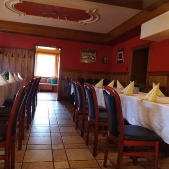 Kirchenwirt Gasthaus Hofer - Saal für Veranstaltungen - Austrian Near Me - Furth an der Triesting, 3 Kirchenwirt Gasthaus Hofer - Saal für Veranstaltungen - Austrian Near Me - Furth an der Triesting, 3