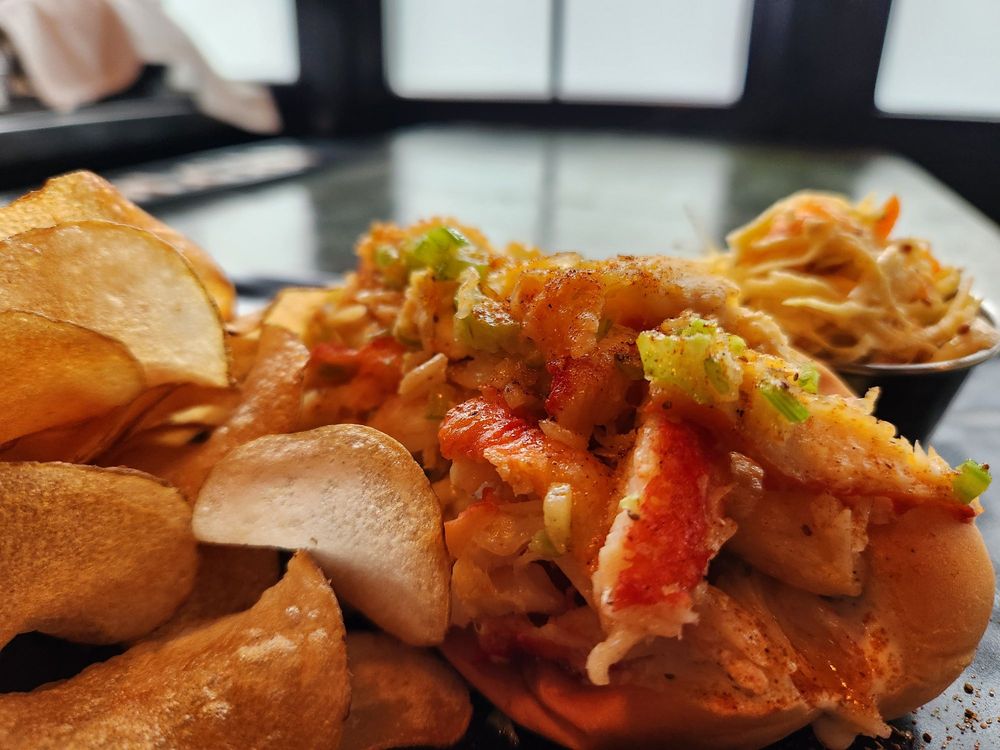 Off The Hook Raw Bar & Grill