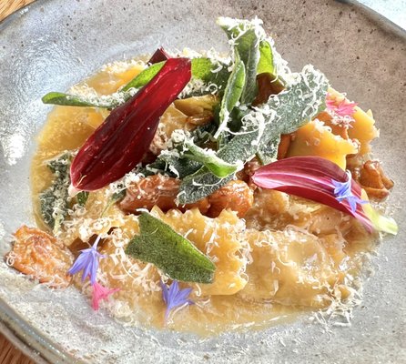 Carrello by null Carrello by null