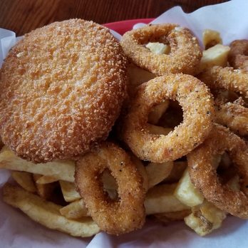 Camelot Fish & Chips - Calamari & crab cake n chips combo - Seafood Near Me - Pacifica, California