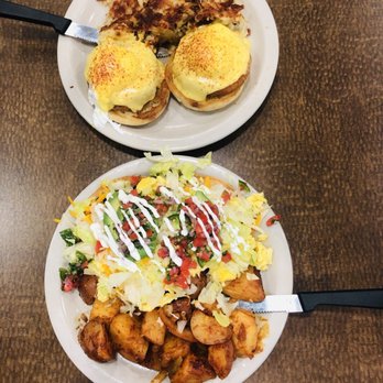 Bill's Cafe - Crab cake Egg Benedict and Tostados - Breakfast & Brunch Near Me - Fremont, California Bill's Cafe - Crab cake Egg Benedict and Tostados - Breakfast & Brunch Near Me - Fremont, California
