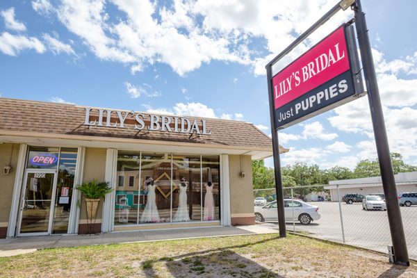 Lily's Bridal by null