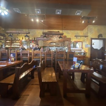 Stage Coach Grille - Bar - Seafood Near Me - La Verkin, Utah