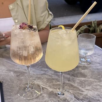 Tessora’s Wine Bar - Elderflower Rose Spritz Limonello Spritz - Wine Bars Near Me - Campbell, California Tessora’s Wine Bar - Elderflower Rose Spritz Limonello Spritz - Wine Bars Near Me - Campbell, California