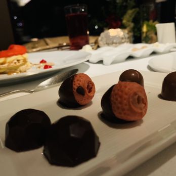 Flagstaff House Restaurant - After Dinner Chocolates - French Near Me - Boulder, Colorado Flagstaff House Restaurant - After Dinner Chocolates - French Near Me - Boulder, Colorado