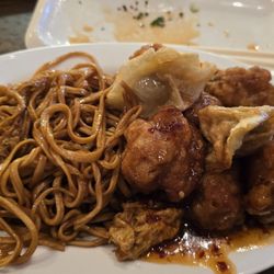 Kung Fu Noodle - Orange chicken and noodles