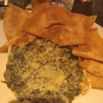 Yard House - Spinach artichoke dip. The chips were not great. - New American Near Me - Dallas, Texas Yard House - Spinach artichoke dip. The chips were not great. - New American Near Me - Dallas, Texas
