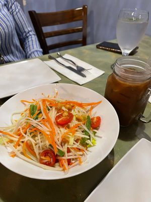 Thaijindesu Thai and Sushi Bar by null
