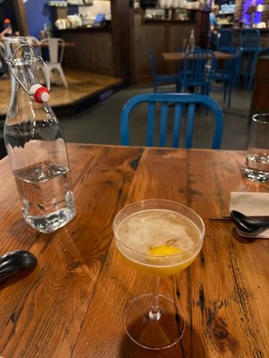 Noodle/Bar by null