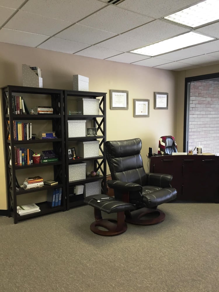 Lena Pearlman, LCSW - grief counselor in Creve Coeur, MO