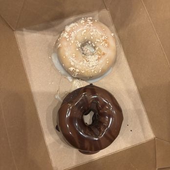 Parlor Doughnuts - Vegan chocolate & vegan churro - Bakeries Near Me - Houston, Texas