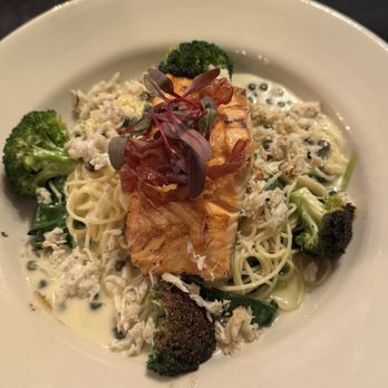 J Huston Tavern - Salmon over pasta with cream sauce and broccoli! - American Near Me - Arrow Rock, Missouri J Huston Tavern - Salmon over pasta with cream sauce and broccoli! - American Near Me - Arrow Rock, Missouri