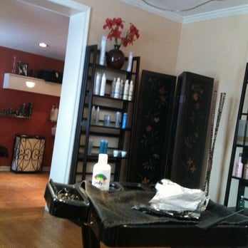 Hector Q Hair - Hair Salons Near Me - North Wales, Pennsylvania