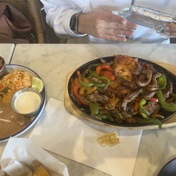 Taqueria Jalisco - ANIA - Beef fajitas - Mexican Near Me - Chattanooga, Tennessee