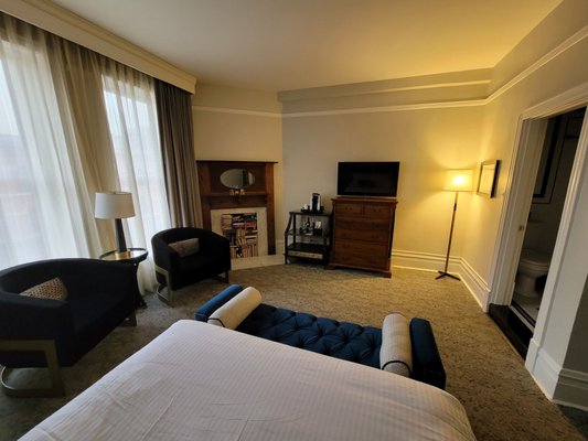 The Oxford Hotel by null