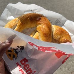 Ben's Soft Pretzels