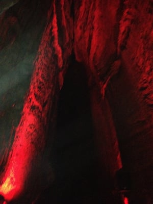 Ruby Falls by null