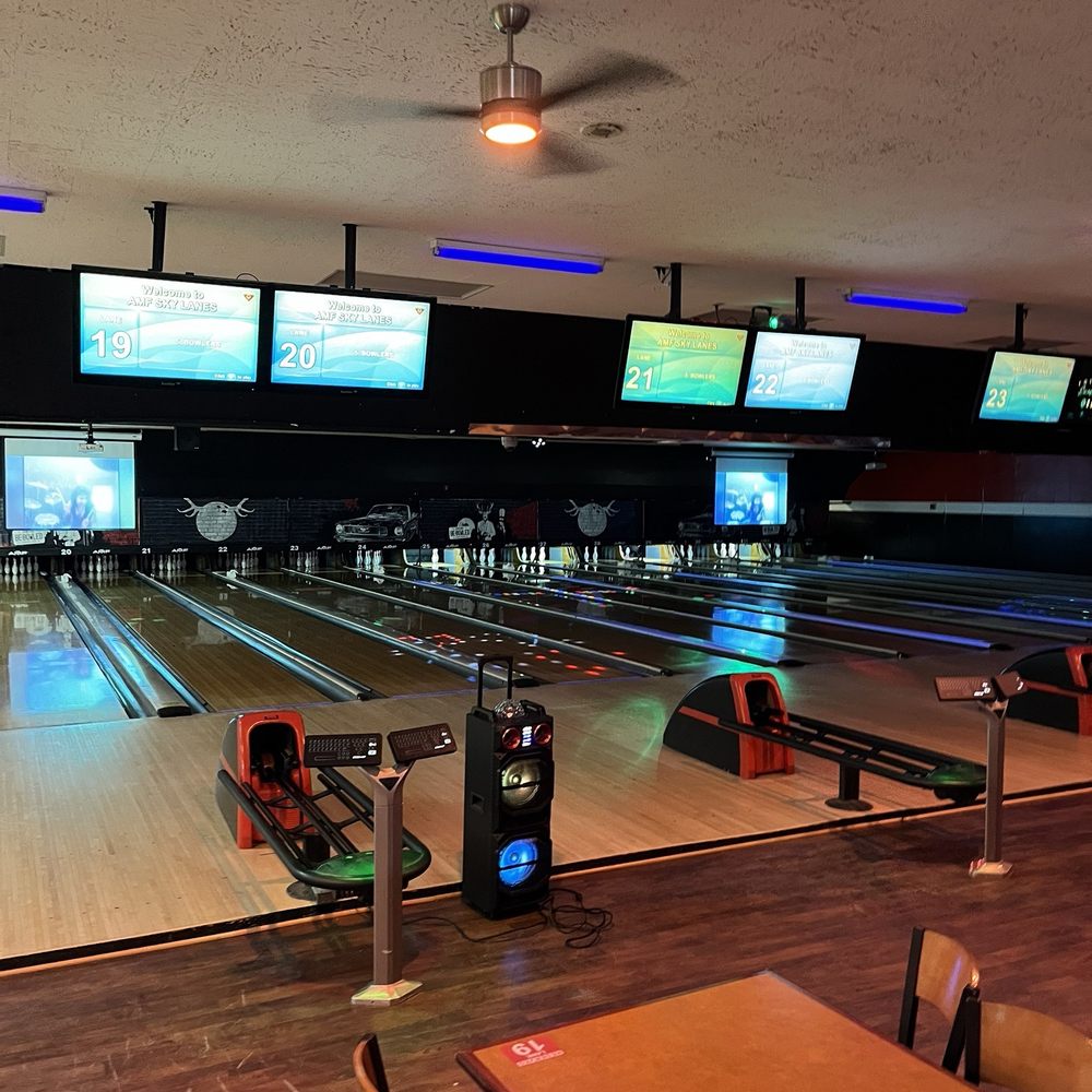 AMF Sky Lanes - The lanes - Bowling Near Me - Orlando, Florida