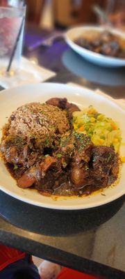 Bourbon Sizzler Bar & Grill by null