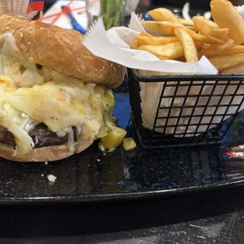 Sol De Colombia - Classic Colombian Burger - Bakeries Near Me - Bayside, New York