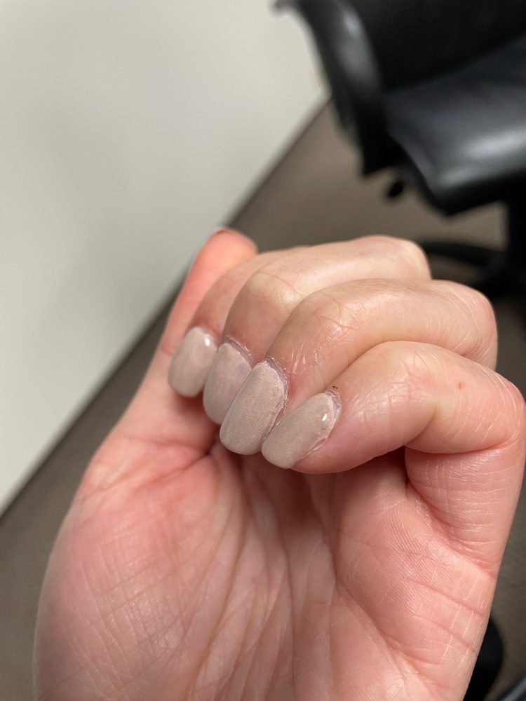 TRINITY’S NAIL SALON Updated September 2024 2224 S 77 Sunshine