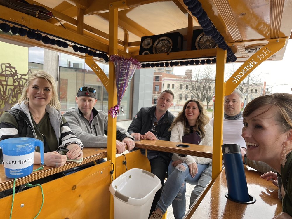 PEDAL HOPPER Updated November 2024 12 Photos 75th & Wornall