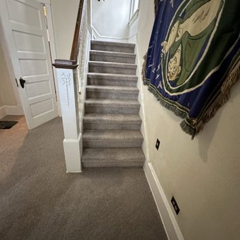 Handyman Howie - De unas escaleras instaladas - Handyman Near Me Handyman Howie - De unas escaleras instaladas - Handyman Near Me