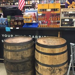 L & M Package Store