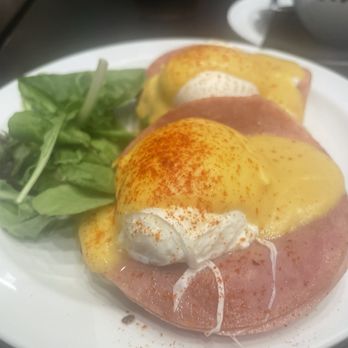 Grits and Eggs Breakfast Kitchen - Eggs Benedict - Breakfast & Brunch Near Me - Atlanta, Georgia