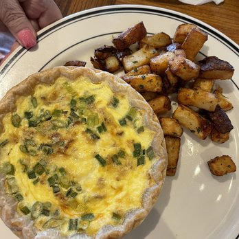 Mimi's Cafe - Quiche Lorraine - American Near Me - Chesterfield, Missouri Mimi's Cafe - Quiche Lorraine - American Near Me - Chesterfield, Missouri