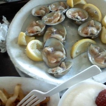 Johnny's Reef Restaurant - Clams with lemons, French fries, frozen Drinks - Seafood Near Me - Bronx, New York Johnny's Reef Restaurant - Clams with lemons, French fries, frozen Drinks - Seafood Near Me - Bronx, New York