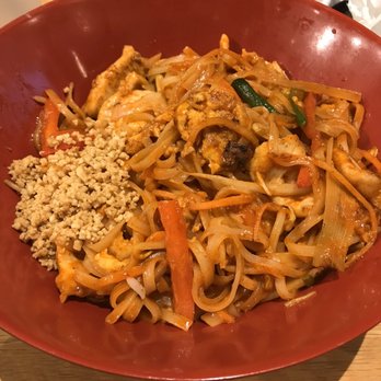 Bento Asian Kitchen + Sushi - Chicken Pad Thai - Sushi Bars Near Me - Davie, Florida Bento Asian Kitchen + Sushi - Chicken Pad Thai - Sushi Bars Near Me - Davie, Florida