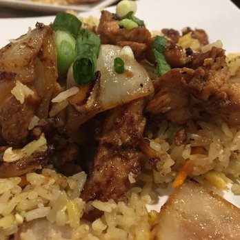 Hughie's - Fried rice w/shaking chicken - Vietnamese Near Me - Houston, Texas Hughie's - Fried rice w/shaking chicken - Vietnamese Near Me - Houston, Texas