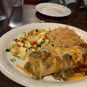 La Ristra - Green Enchilada Sauce Red Enchilada Sauce Enchilada - Mexican Near Me - Gilbert, Arizona La Ristra - Green Enchilada Sauce Red Enchilada Sauce Enchilada - Mexican Near Me - Gilbert, Arizona