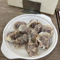 清真牛肉館 - Beef dumplings