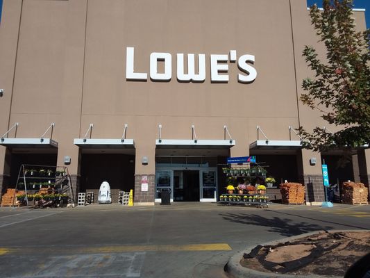 Lowe S Home Improvement Iverson Way Charlotte Nc