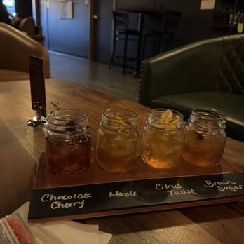 Honey Barrel - Flight - Cocktail Bars Near Me - Verona, Wisconsin