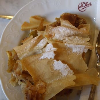 Café Sperl - Apfelstrudel - Coffee & Tea Near Me - Vienna, 9 Café Sperl - Apfelstrudel - Coffee & Tea Near Me - Vienna, 9
