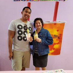 Bubble Tea Express - The wedding, the visit, the proud parent and certainly their fave #bubbletea #bteseptember2019 #btecelebs2019 #btefamily #btewinon
