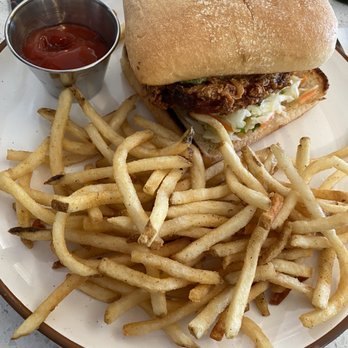 Huckleberry House - Chicken sandwich - Comfort Food Near Me - Bismarck, North Dakota