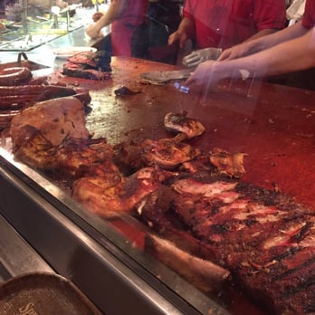 Spring Creek Barbeque - Meat selection - Barbeque Near Me - Mesquite, Texas